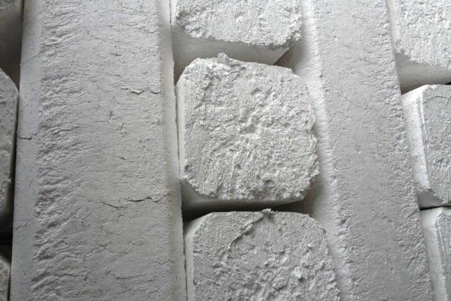 聚苯乙烯压实机回收的全球进展与系统性挑战